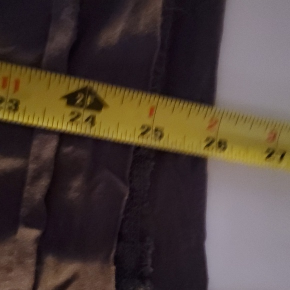 POL Grey BoHo Lace Bellsleeve Top Size Large Soft Stretchy V-Neck Whimsigoth - Picture 11 of 11